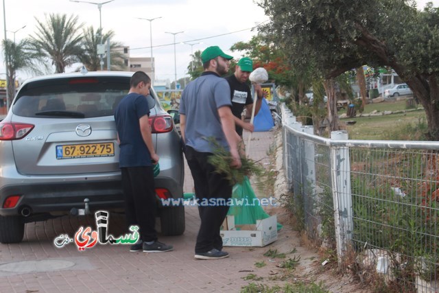  كفرقاسم - فيديو: الرئيس عادل بدير  الأيدي المتوضئة تُعمر وتحمي البلد واهله  و يشارك شباب الحرسة الاعمال التطوعية التنظيفية في مدخل البلدة